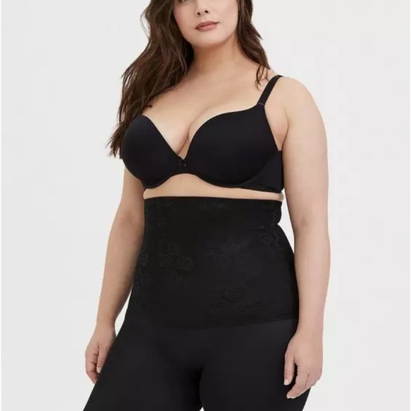 Microfiber Ultra High-Rise Short 360° Smoothing™ Panty - Picture 4 of 6